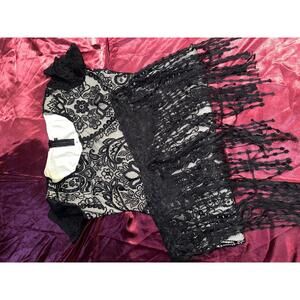 Women’s sz M black lace dress with fringe